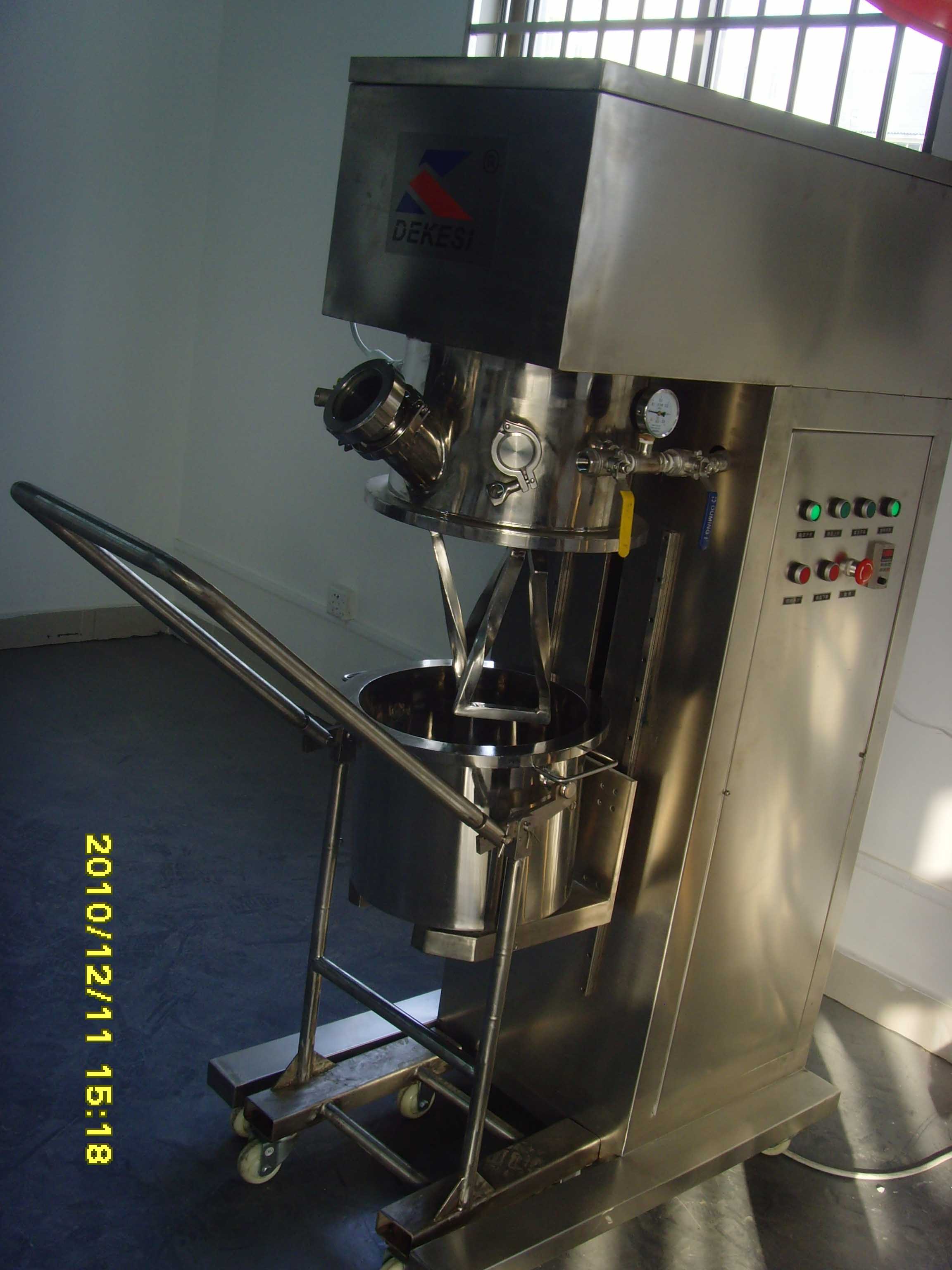 行星搅拌机选购攻略:实验室需求的完美选择