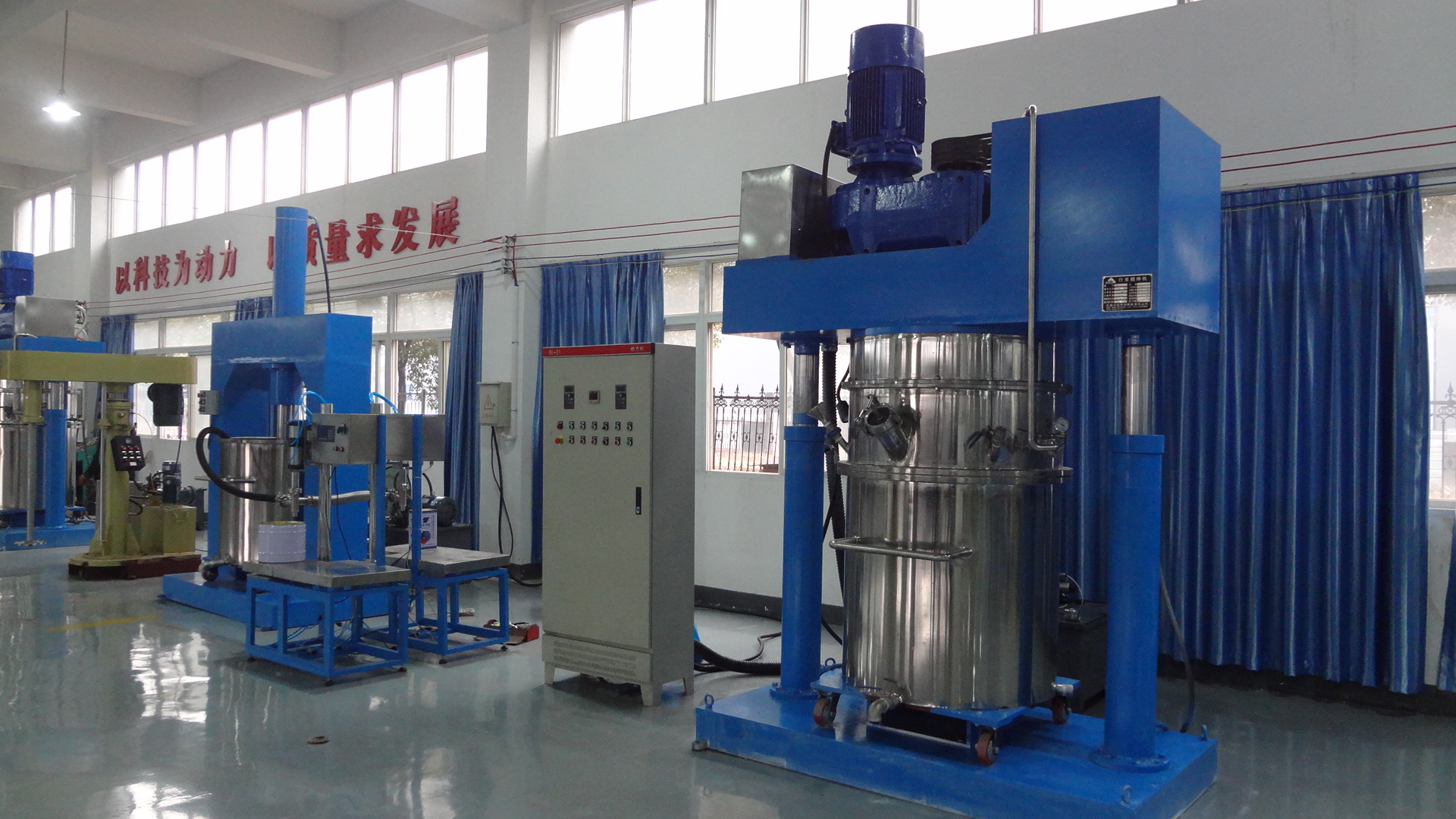 实验室行星搅拌机的噪音控制技术研究